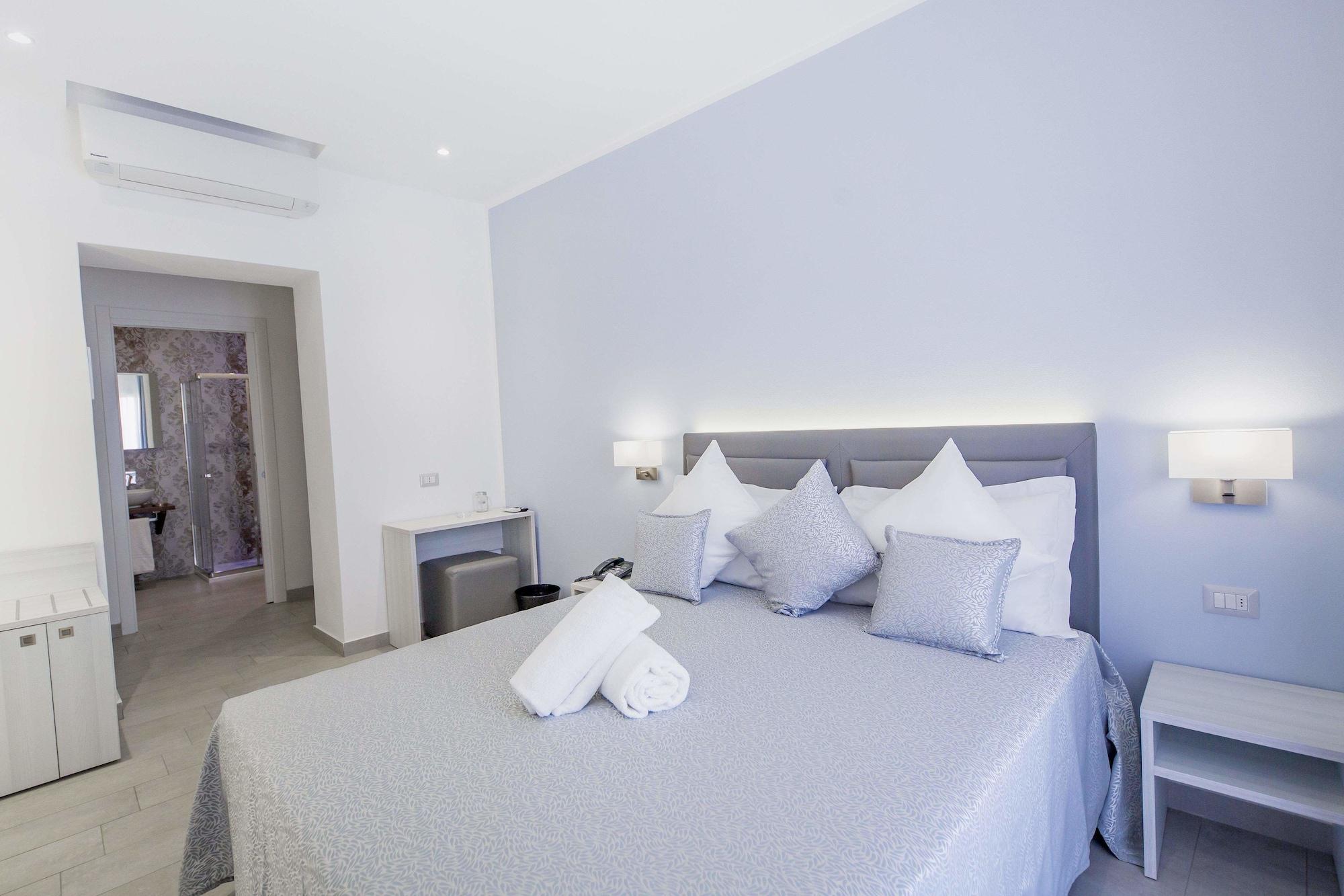 Ossuna Bay Hotel Boutique Cefalu Ngoại thất bức ảnh